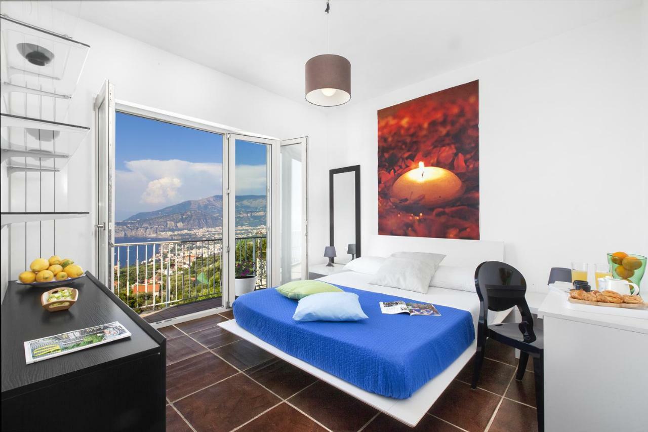 Amore Rentals - Casa Augusta A ソレント エクステリア 写真